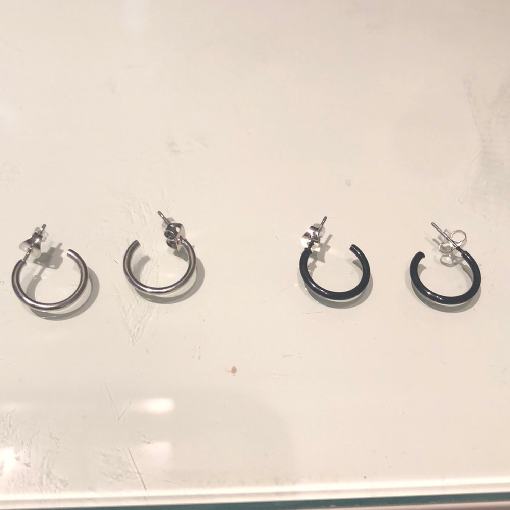 set of two cuff earrings